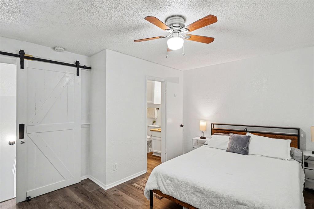 Arlington Oaks Condo - Residential