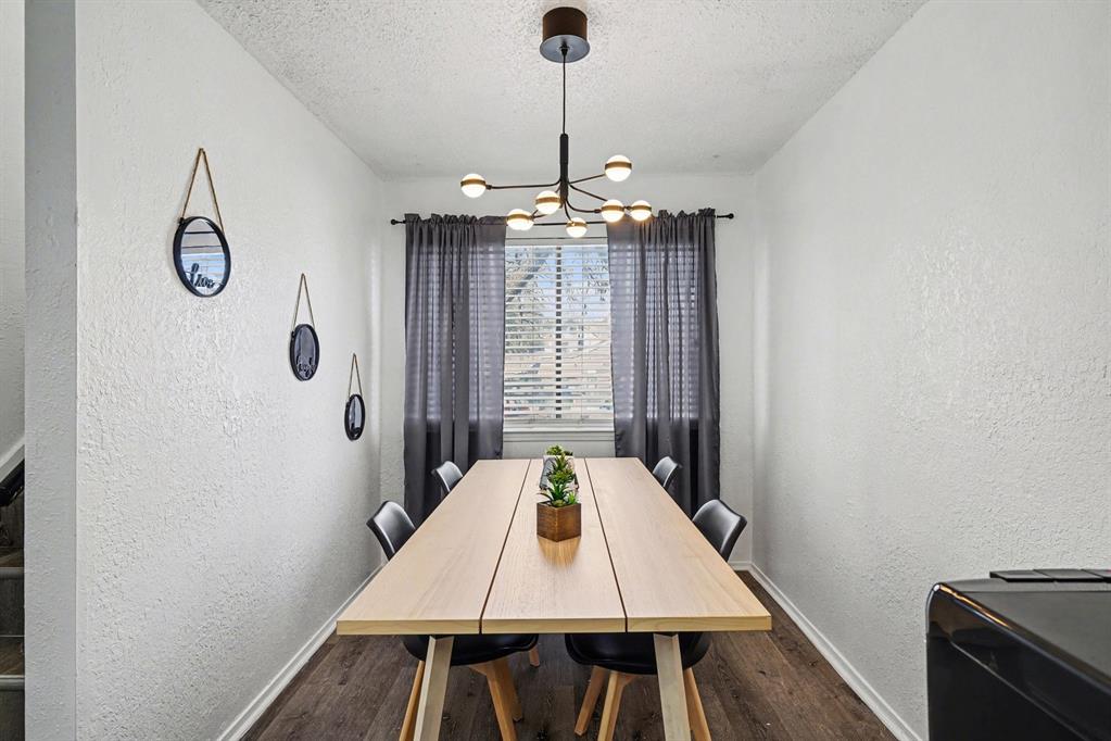 Arlington Oaks Condo - Residential