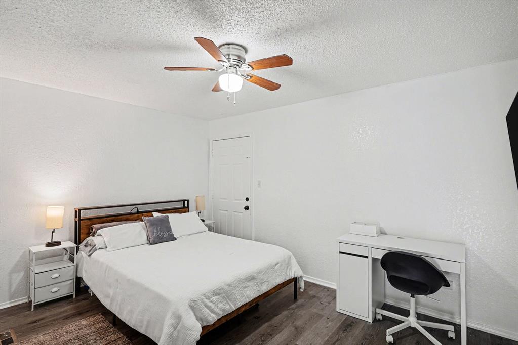 Arlington Oaks Condo - Residential