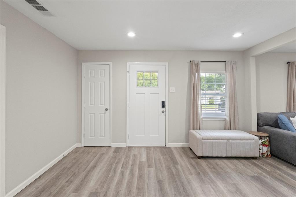 1503 Dale Drive