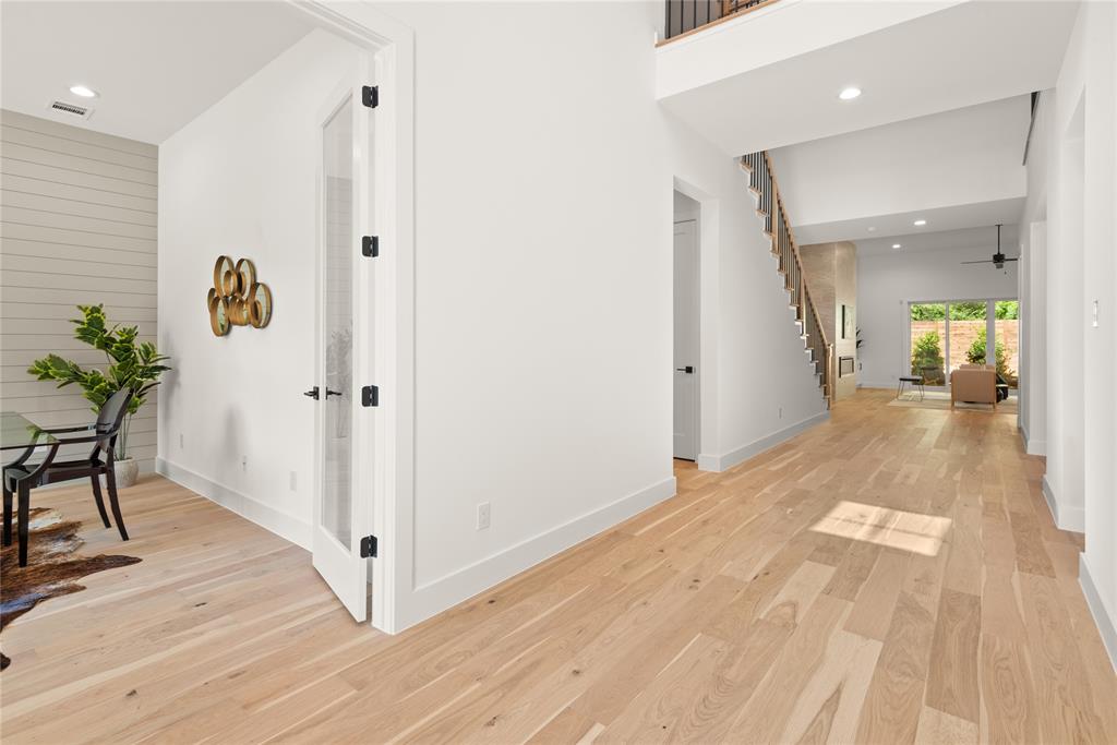 3515 Ingleside Drive
