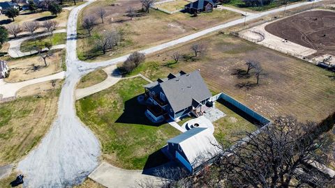 A home in Corsicana