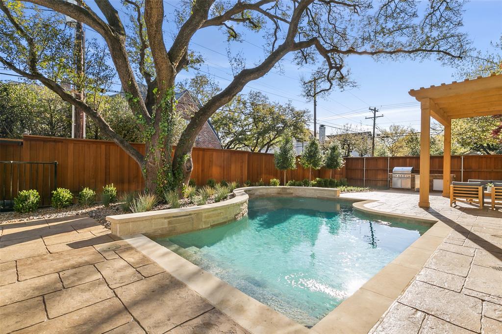 Armstrong Fairway 02 - Residential