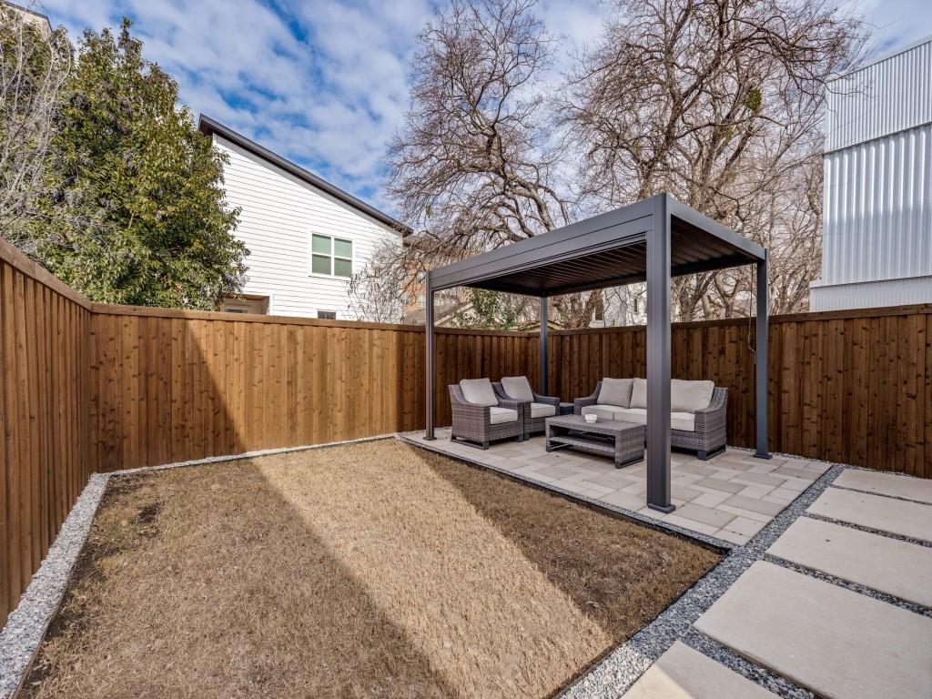 Z E Coombs West End - Residential