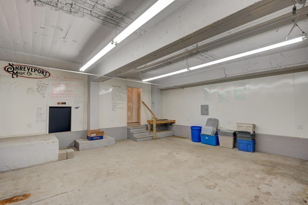 Howells Sub - Commercial Sale