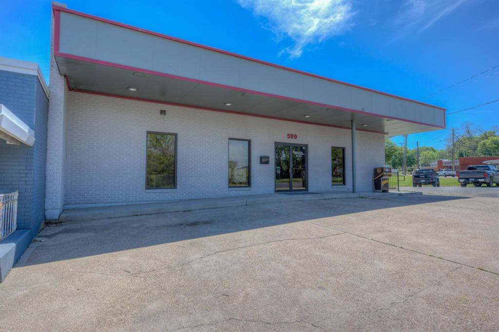 Howells Sub - Commercial Sale