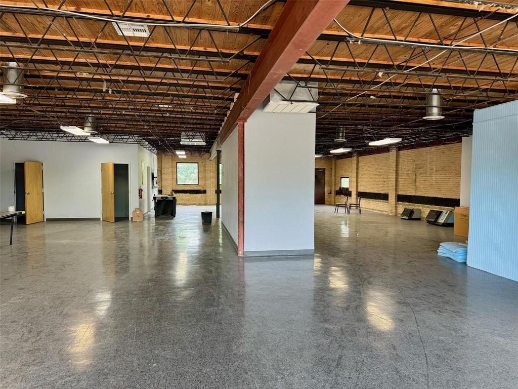 Howells Sub - Commercial Sale