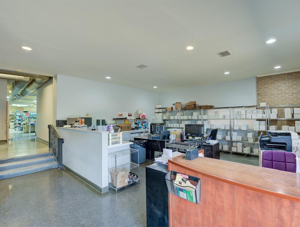 Howells Sub - Commercial Sale