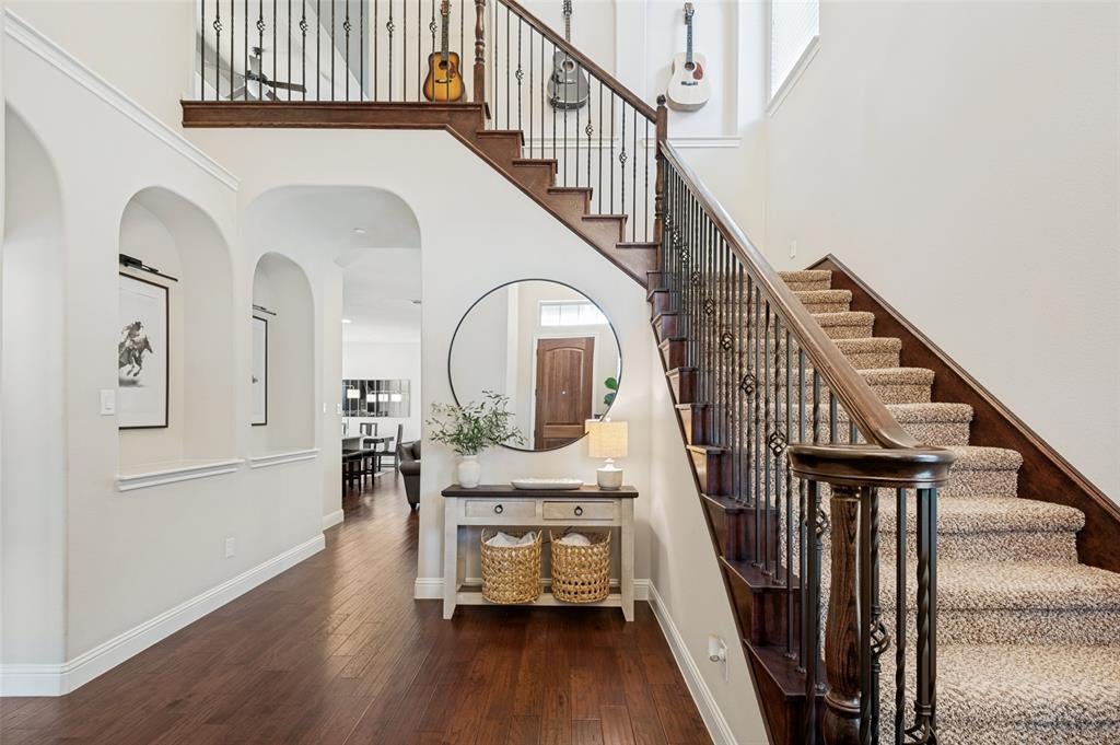 5101 Kentwood Drive