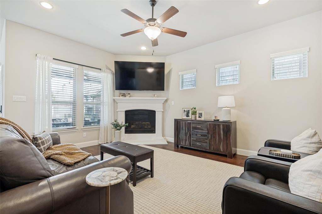 5101 Kentwood Drive
