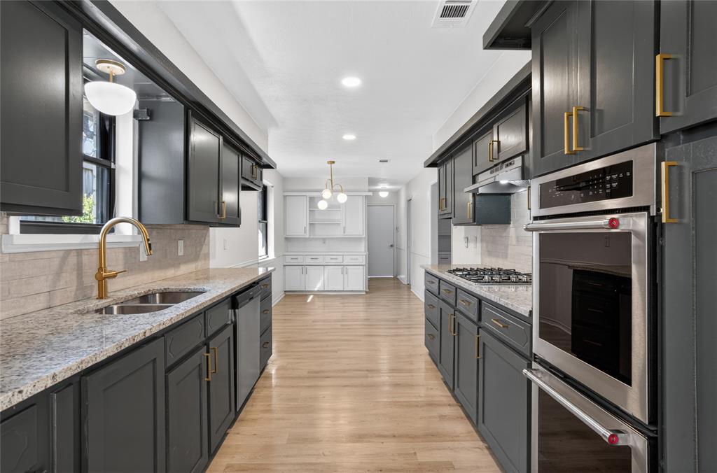 Merriman Manor - Residential