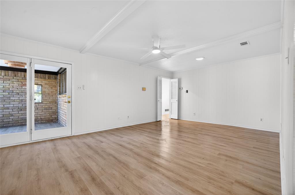 Merriman Manor - Residential