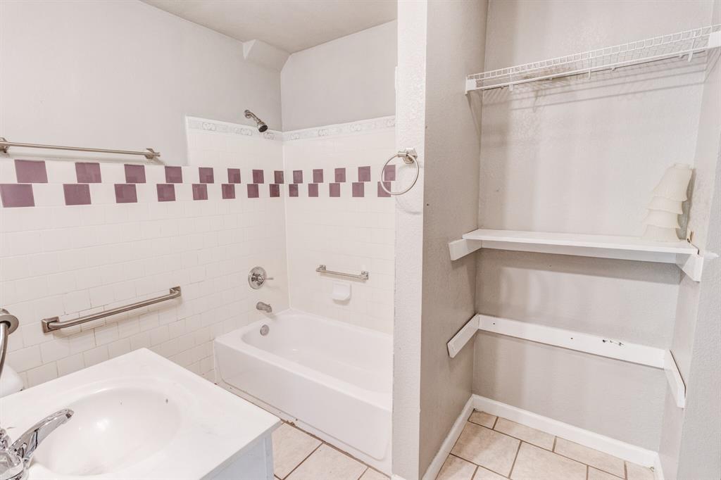 Castleberry Gardens Add - Residential