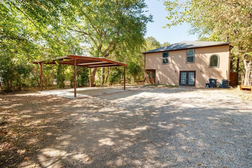 6 BEDROOMS, 2 MASTERS, one up, one down!!!! Back on Market, $15K in upgrades added! This well maintained fully remodeled inside and out with fresh paint and flooring including light fixtures. This home is in quiet, tucked away established neighborhood in River Oaks, home offers 6b and a bonus room floor. Large open concept living area, upstairs provides great space . White quartz countertops in kitchen and a black stainless stove and fridge.  All bathrooms have been updated to have modern look. Mature trees in back with covered patio on over sized lot. Close to major freeways, parks, schools, restaurants, and shopping minutes away from downtown Ft. Worth!