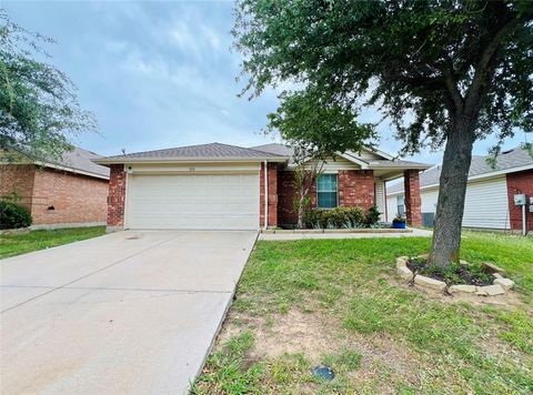Photo of 856 Poncho Lane, Fort Worth, TX 76052 (MLS # 21275466)