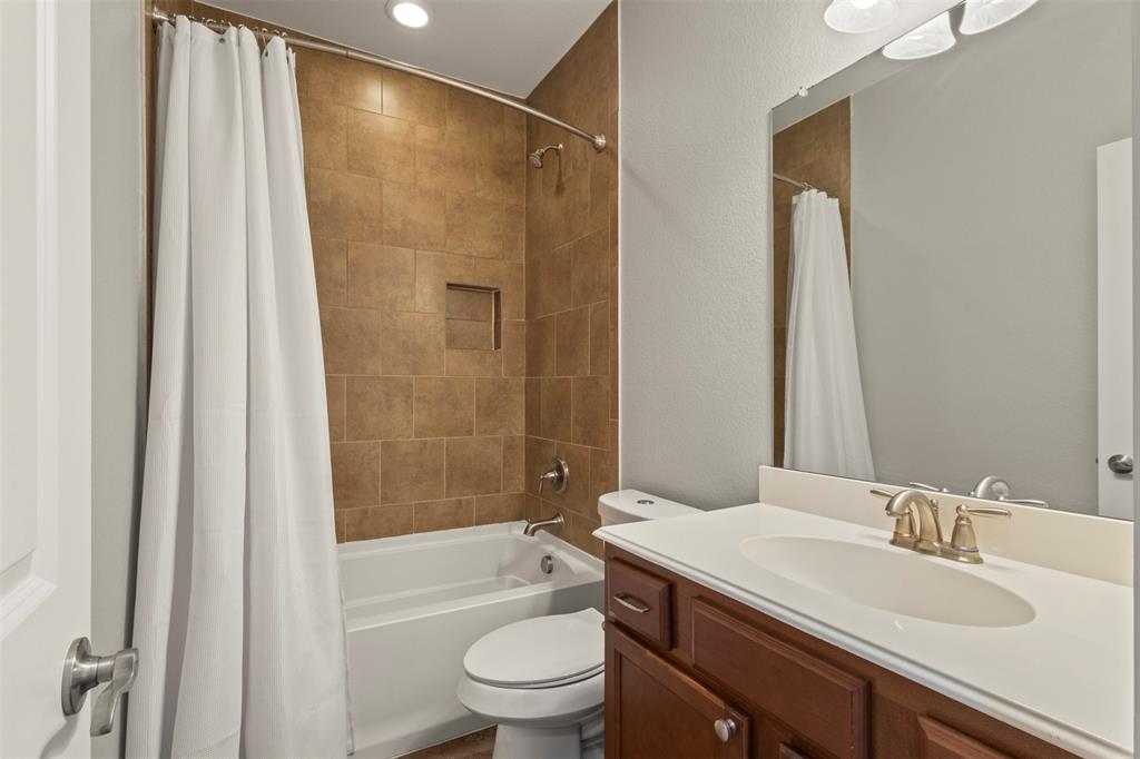 Pasquinellis Willow Crest Ph 4 - Residential