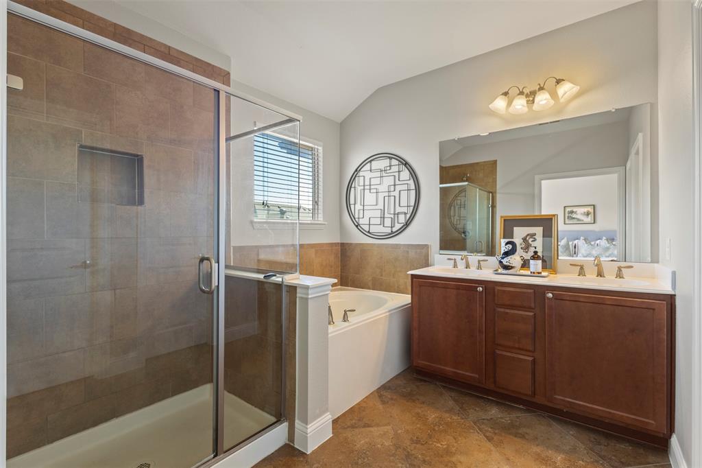 Pasquinellis Willow Crest Ph 4 - Residential