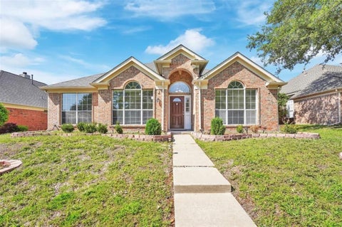 Photo of 4221 Creekstone Drive, Plano, TX 75093 (MLS # 21394364)