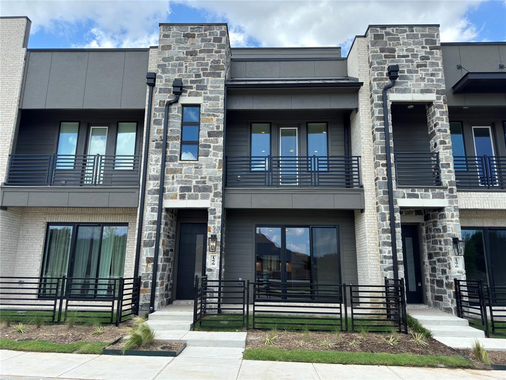 Photo 1 of 40 — 1278 Daybreak Drive, Allen, TX 75013