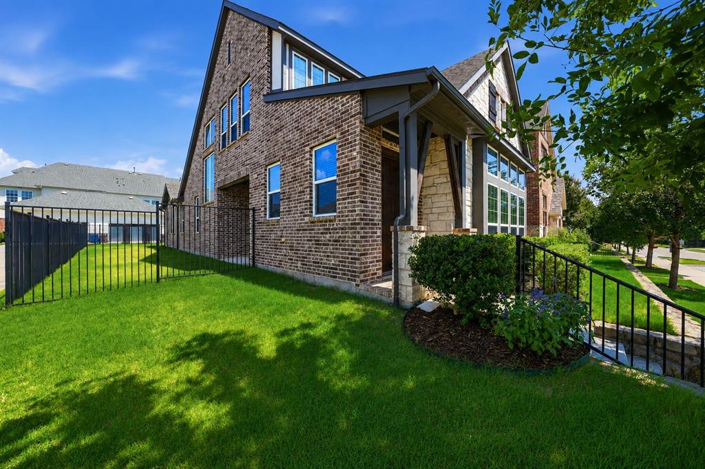 911 Midland Drive
