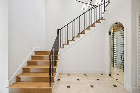 Tiny photo for 1847 Broken Bend Drive, Westlake, TX 76262 (MLS # 21079219)