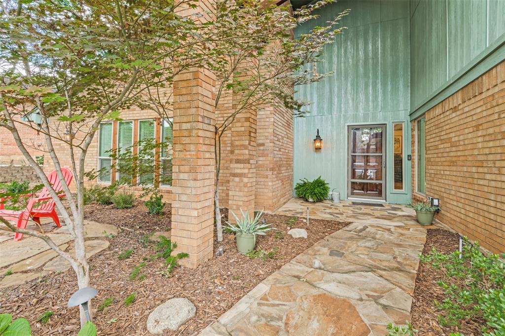 3025 Pecan Circle