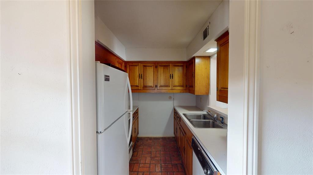 Shadow Lake Condo Ph 01 & 02 - Residential