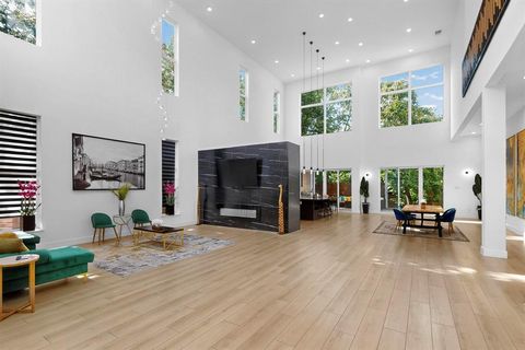 Tiny photo for 3946 N Cresthaven Road, Dallas, TX 75209 (MLS # 21112664)