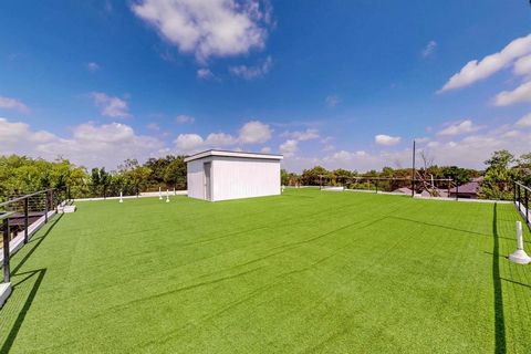 Tiny photo for 3946 N Cresthaven Road, Dallas, TX 75209 (MLS # 21112664)