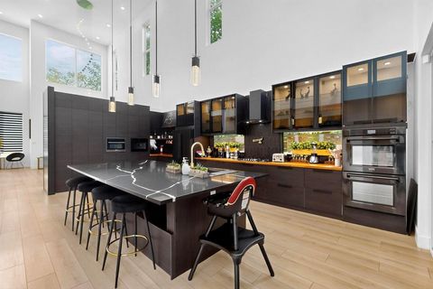 Tiny photo for 3946 N Cresthaven Road, Dallas, TX 75209 (MLS # 21112664)