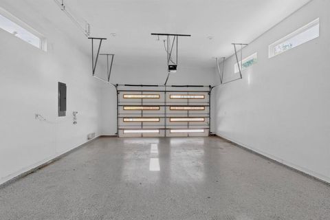 Tiny photo for 3946 N Cresthaven Road, Dallas, TX 75209 (MLS # 21112664)