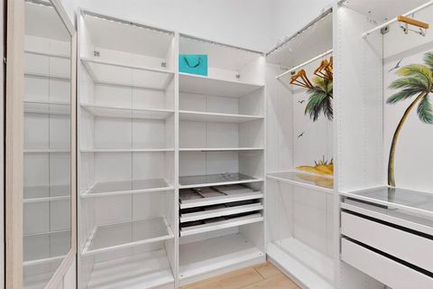 Tiny photo for 3946 N Cresthaven Road, Dallas, TX 75209 (MLS # 21112664)