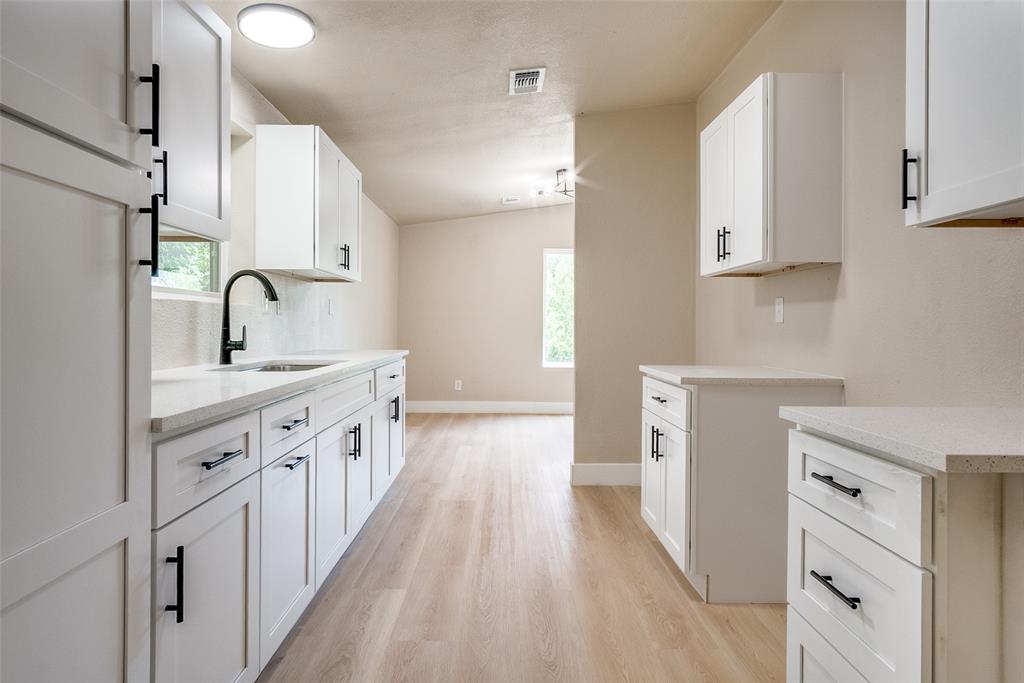 Comanche Cove Sub Sec B - Residential Lease