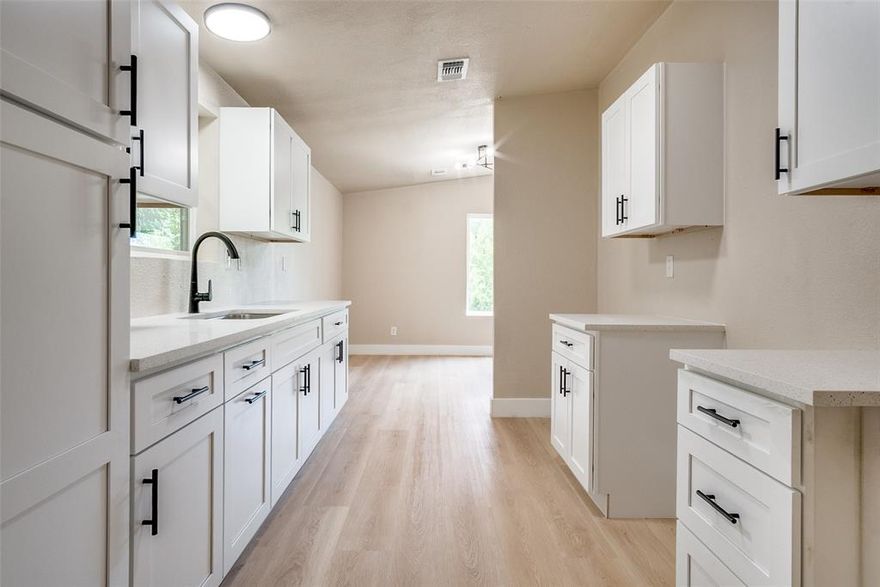 A beautifully remodeled single-story home nestled in the quiet Comanche Cove neighborhood. With thoughtful updates inside and out, this residence blends modern comfort with classic Texas charm.