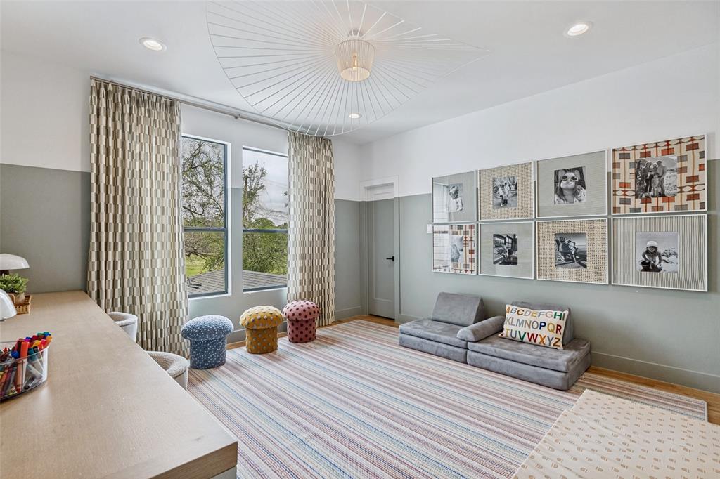 Lakeshore Hills Rev - Residential