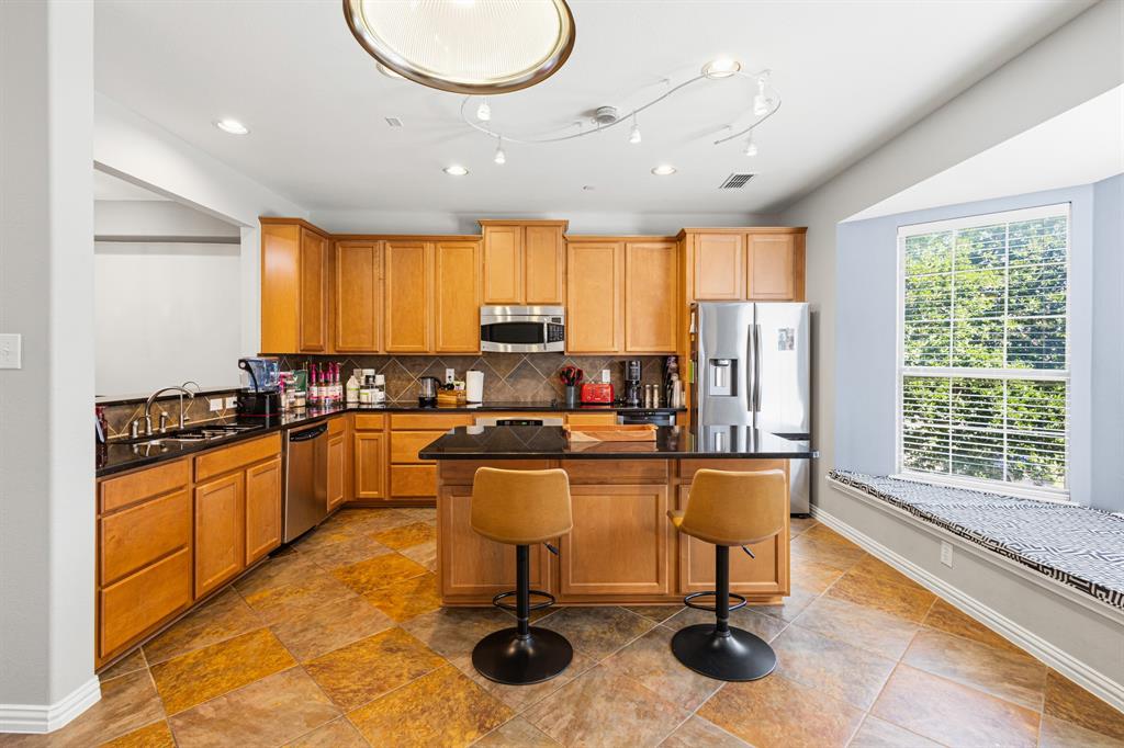 1530 Biltmore Lane