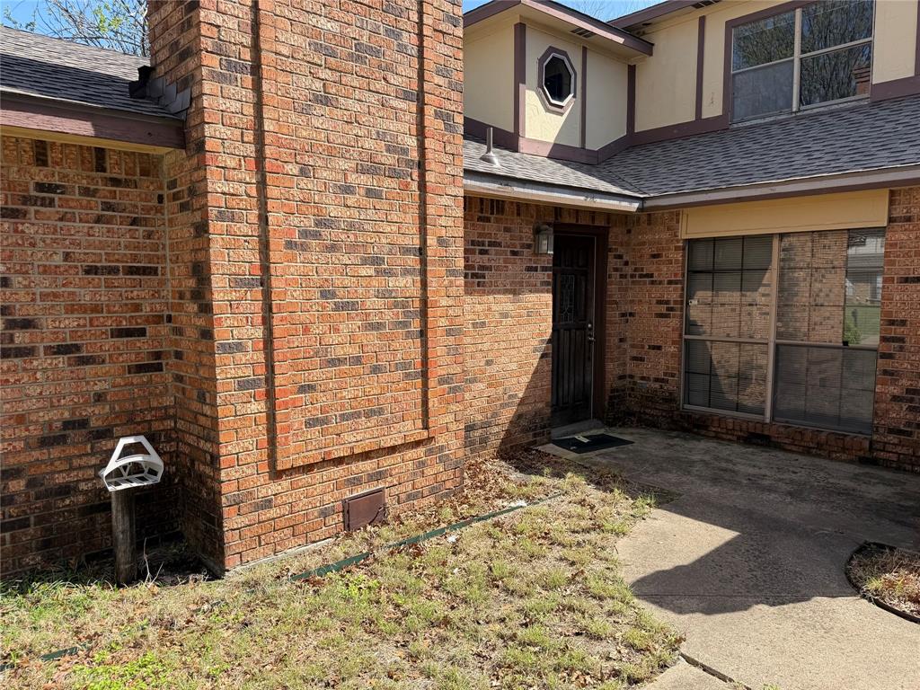 3908 San Mateo Drive 3908-3910