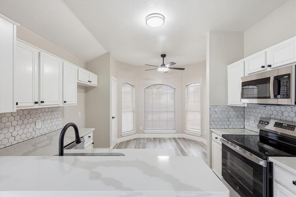 1220 Cedarcrest Drive