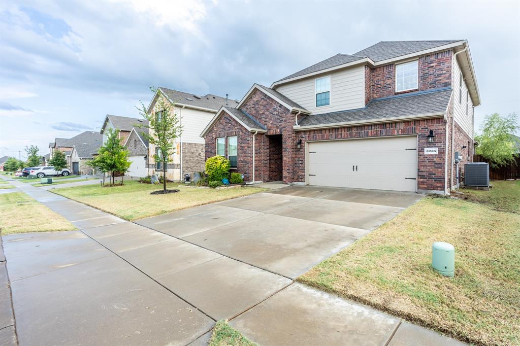 3235 Hunters Glen Drive