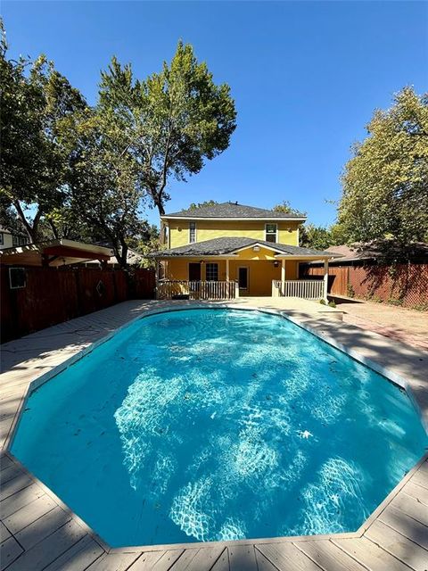 Tiny photo for 4810 Victor Street, Dallas, TX 75246 (MLS # 21100811)
