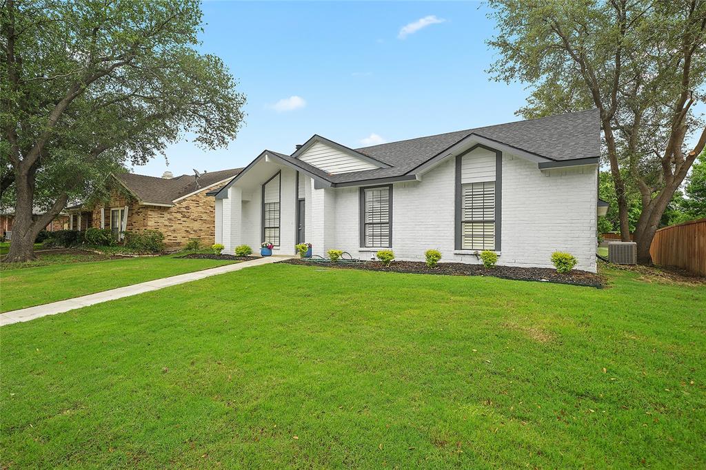 142 Kingsbridge Drive