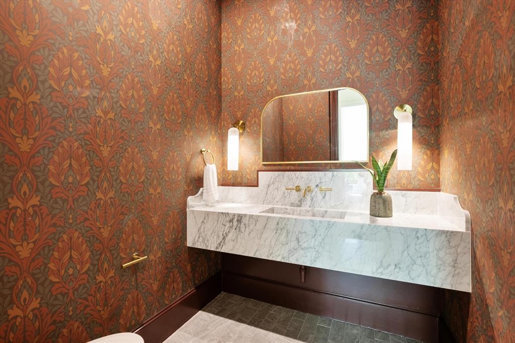 Forest Hills - Residential