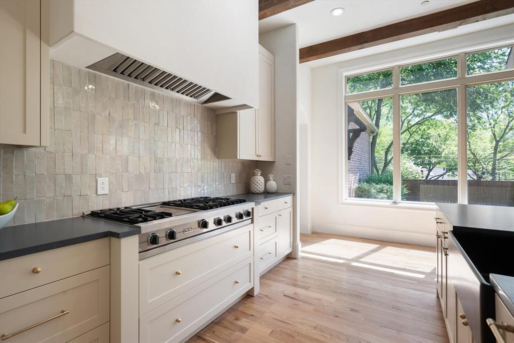 Forest Hills - Residential