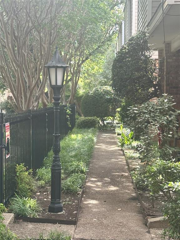 Richland Park Apt-Westchase Condo - Residential