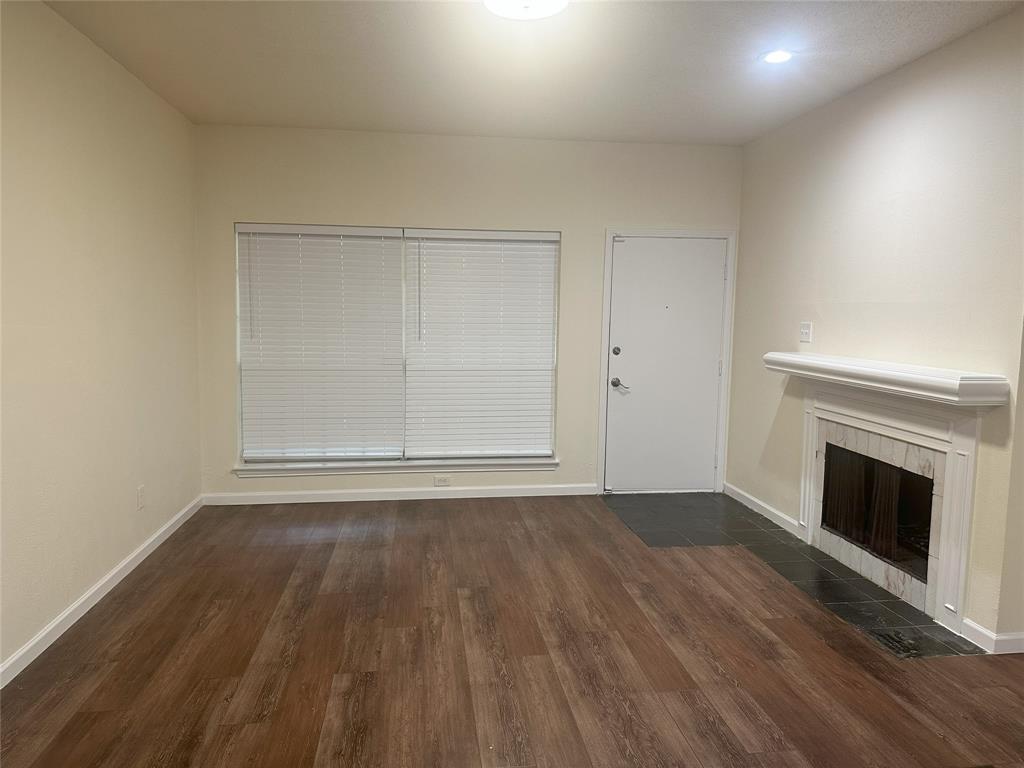 Richland Park Apt-Westchase Condo - Residential