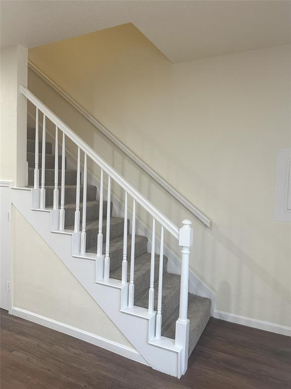 Richland Park Apt-Westchase Condo - Residential