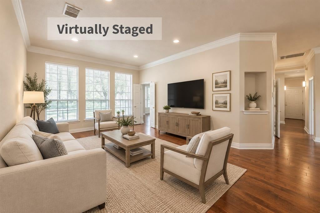 1049 Van Zandt Court