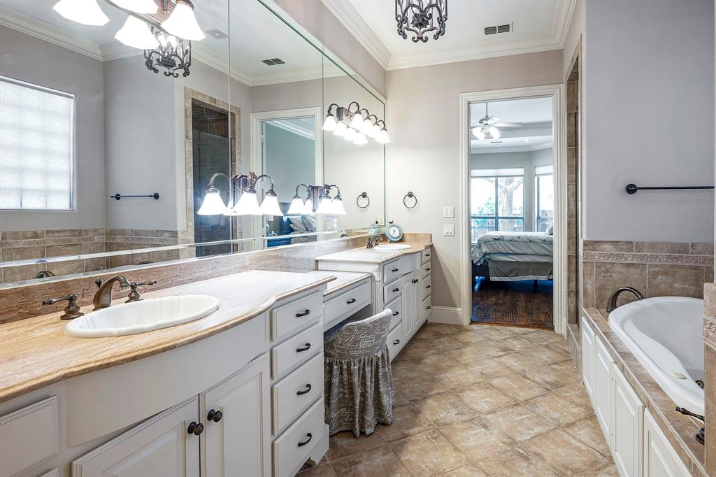 McKinney, Texas 75072, United States, 4 Bedrooms Bedrooms, ,4 BathroomsBathrooms,Residential,Pending,46087