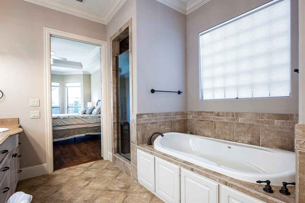 McKinney, Texas 75072, United States, 4 Bedrooms Bedrooms, ,4 BathroomsBathrooms,Residential,Pending,46087