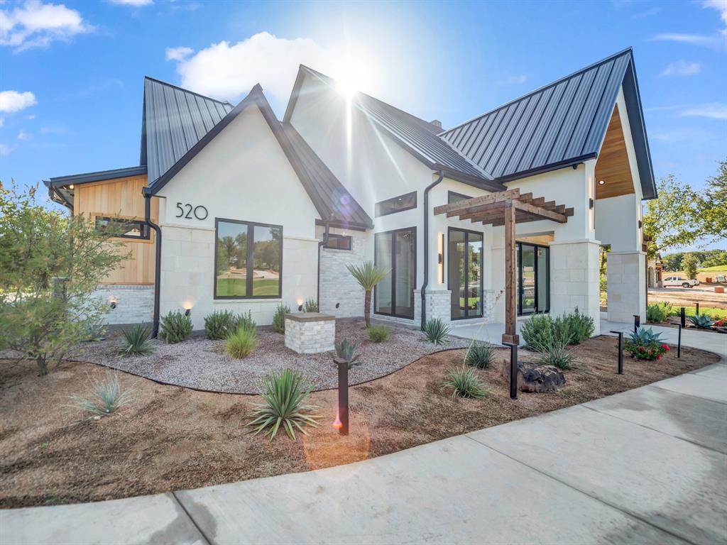 520 Royal Santana Run